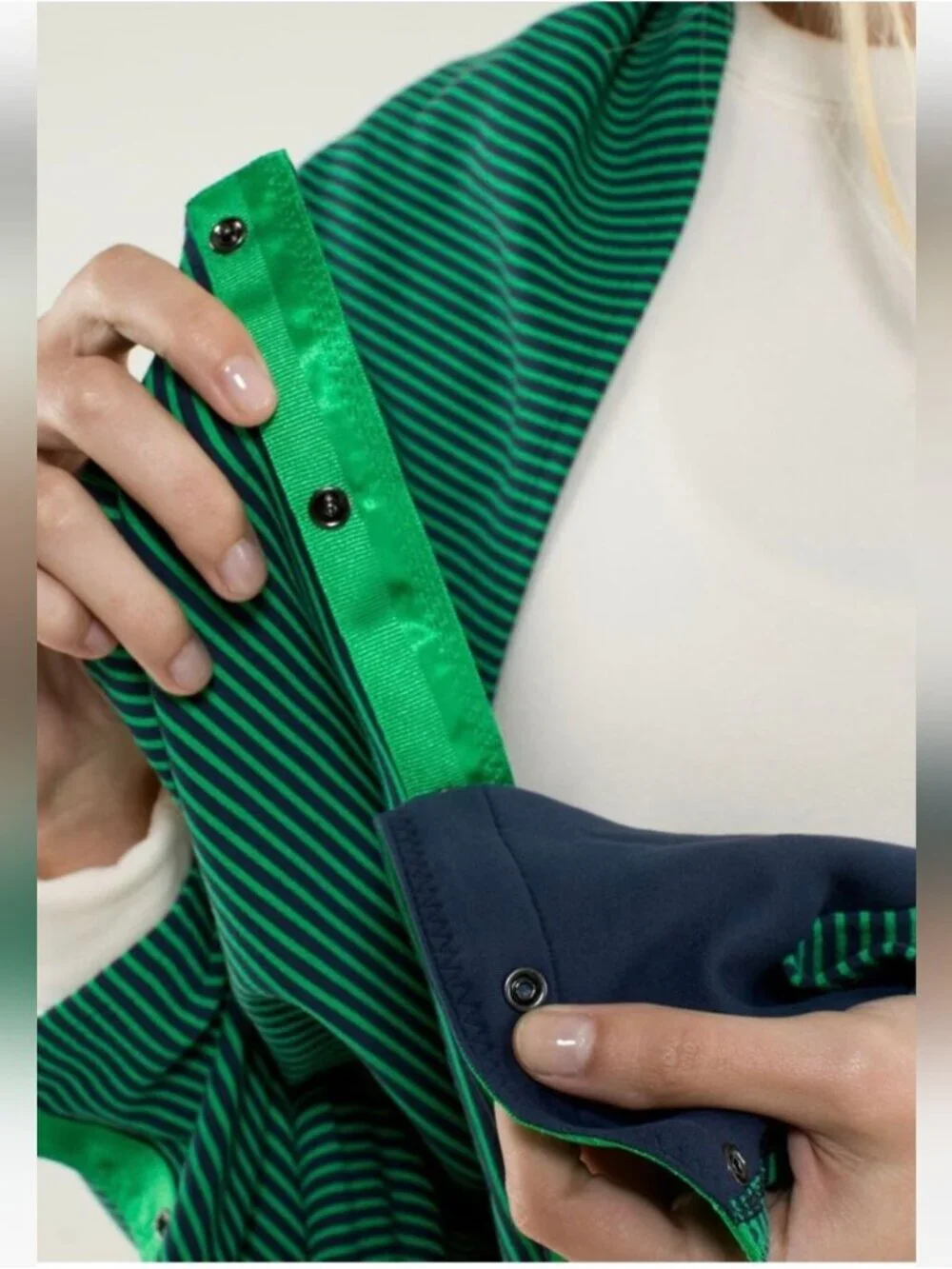 Lululemon Vinyasa Scarf *Rulu Hyper Stripe Green Bean / Inkwell. New Without Tag